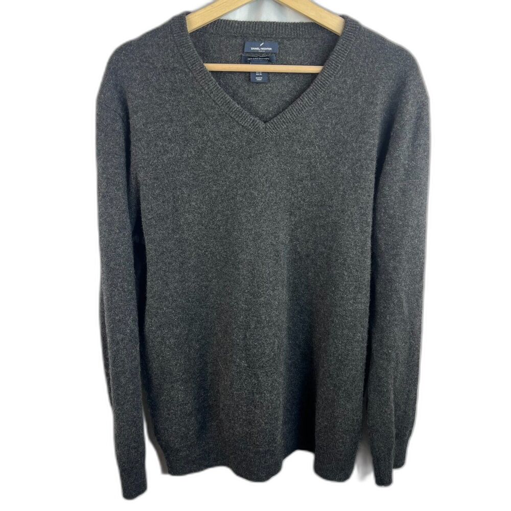 Daniel Hechter Men's 100% Cashmere Gray V-Neck Knit Sweater Size XL